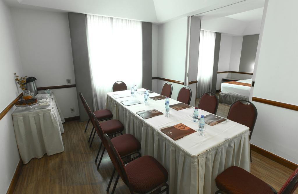 Bristol Merit Hotel Belo Horizonte Exteriör bild